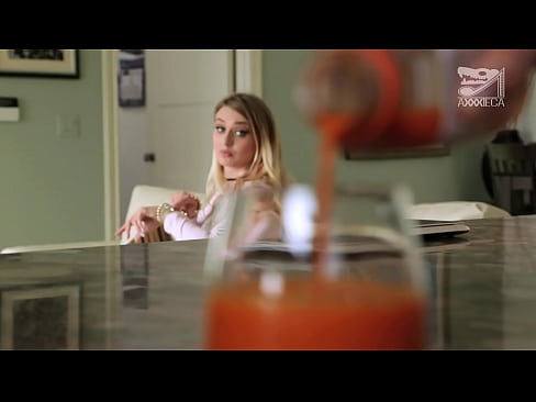 ❤️ Ragazza calda cù tette grandi è figa stretta riceve u cazzo da u perdente, ma assai duru ❤️❌ Pornografia russa à co.hqpornvideos.ru ﹏