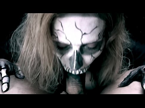 ❤️ Ragazza demonia chì succhia u cazzo cù a so bocca nera è ingoia cum. ❤️❌ Pornografia russa à co.hqpornvideos.ru ﹏